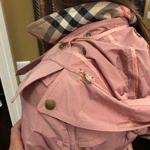 Burberry short trench